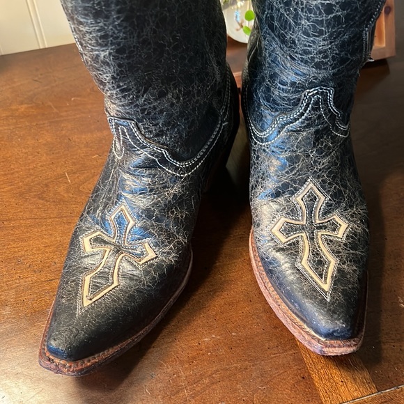 Charcoal black CORRAL boots with marbling and cross design - Picture 3 of 11